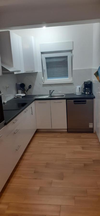 Fourm Apartment Bibinje Luaran gambar