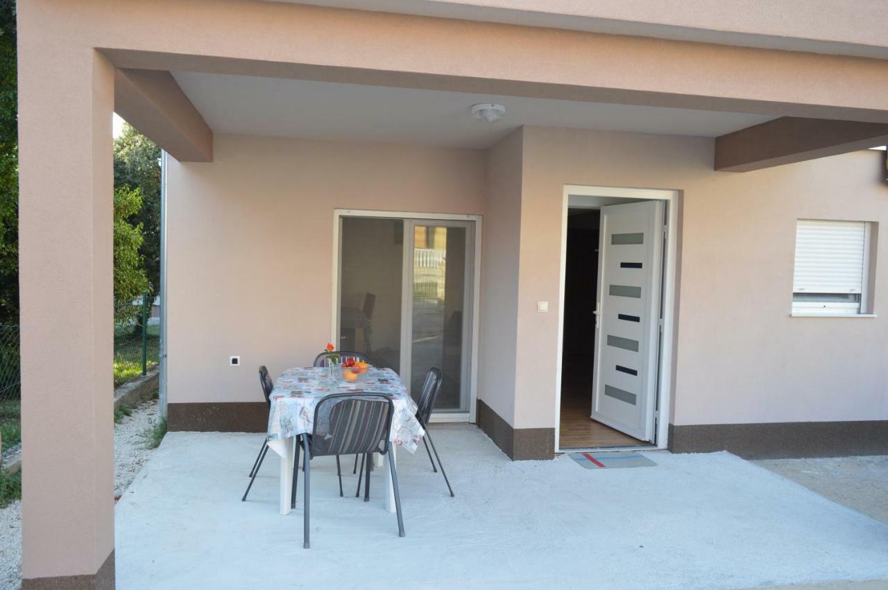 Fourm Apartment Bibinje Luaran gambar