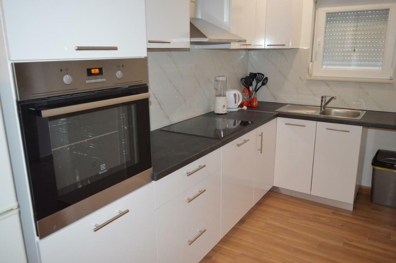 Fourm Apartment Bibinje Luaran gambar