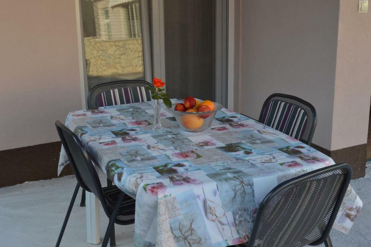 Fourm Apartment Bibinje Luaran gambar