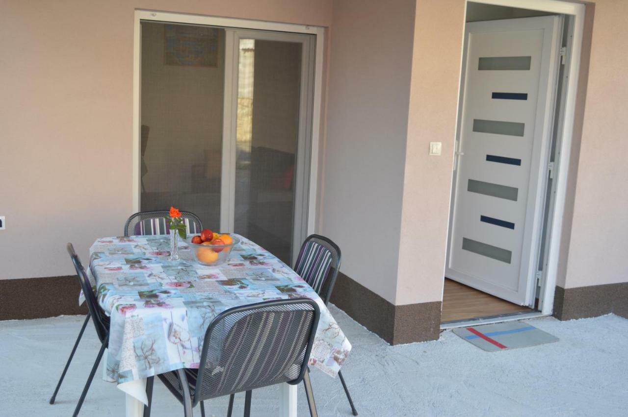 Fourm Apartment Bibinje Luaran gambar